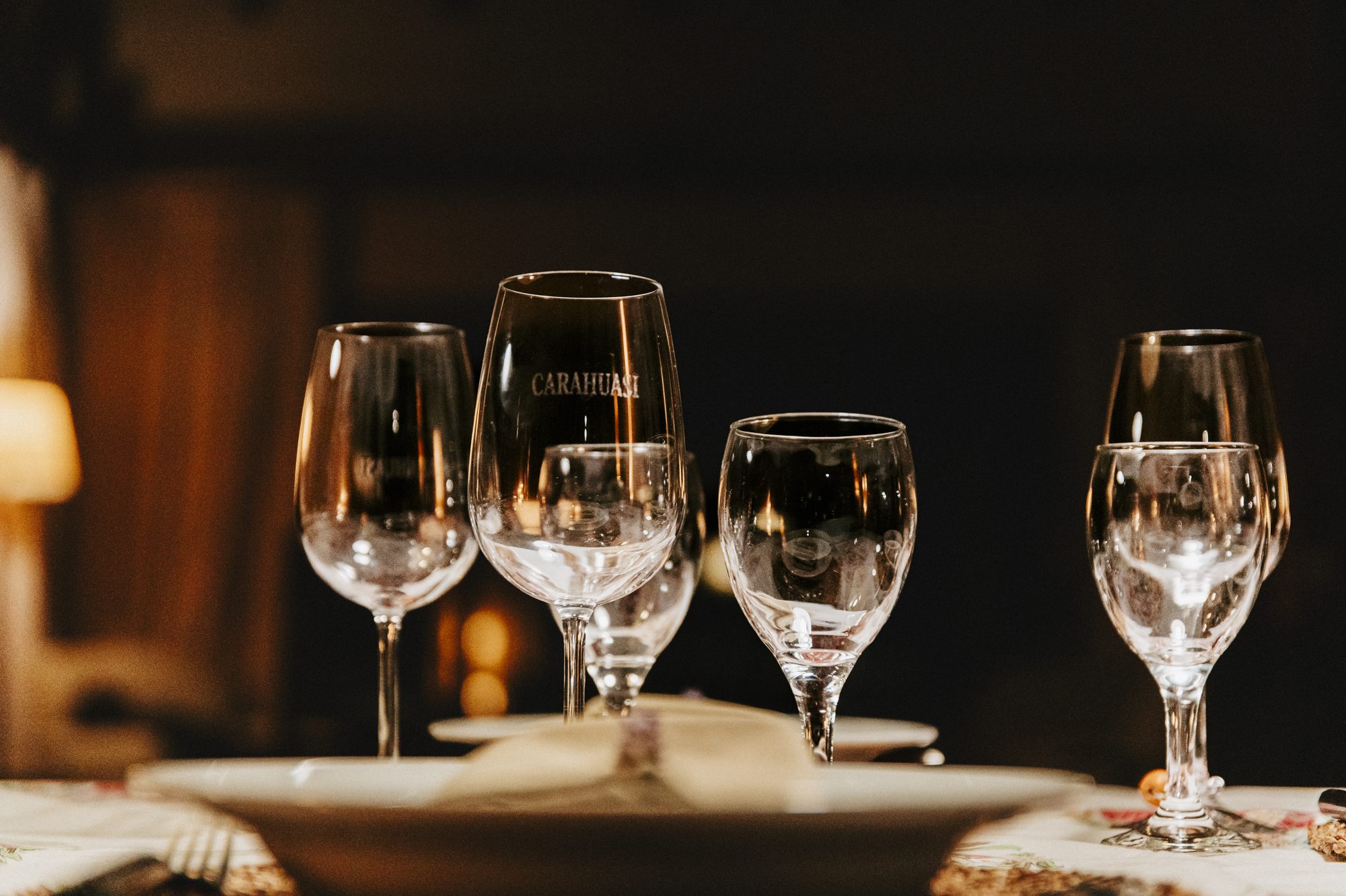 Copas en fila, lista la cena